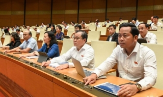 Quốc hội chốt bổ sung dự toán chi thường xuyên hơn 4.300 tỷ đồng cho năm 2025